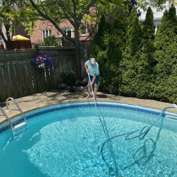 5 Top Pool Tips from Bruce the Pool Boy